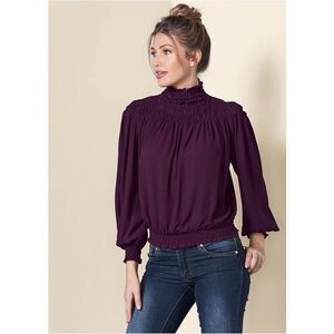✨Venus Smocked Detail Dark Purple Sz Large Top✨